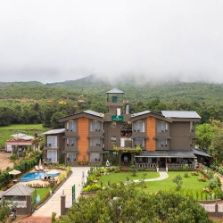 Stone Wood Hotel Amboli