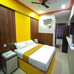 Vasantham Inn Panruti